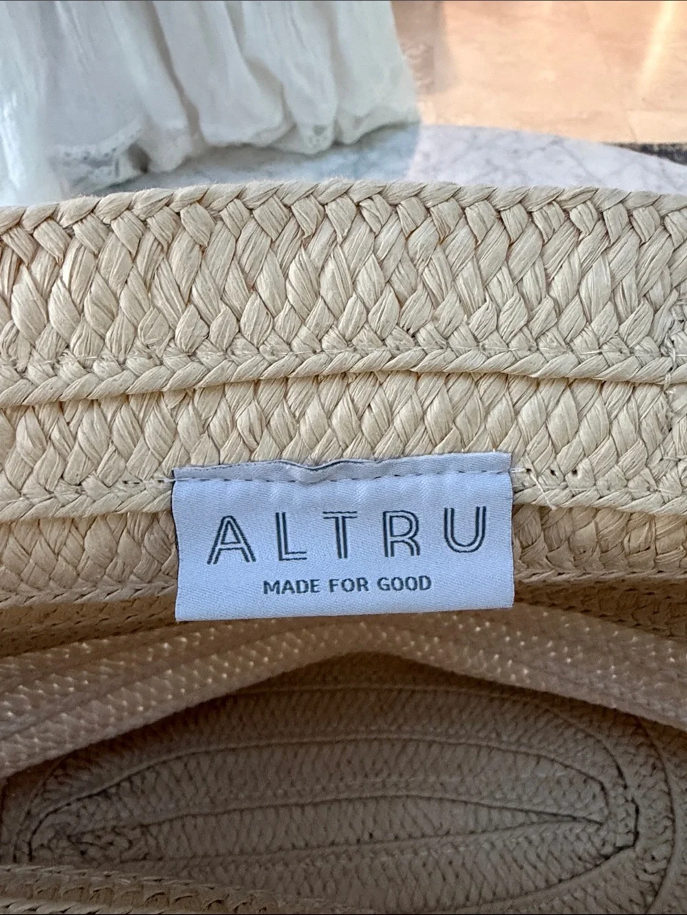 Altru Bone & Ivory Straw Tote.   NWOT